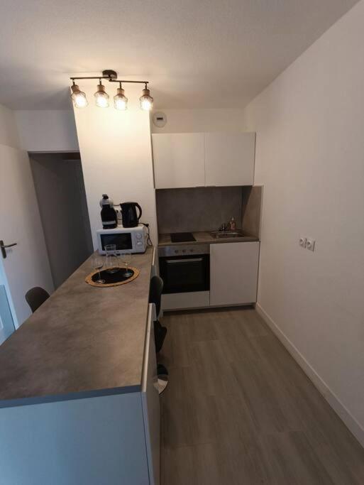 Appartement Tout Equipe 2 A 4 Couchages St Charles Марсель Экстерьер фото